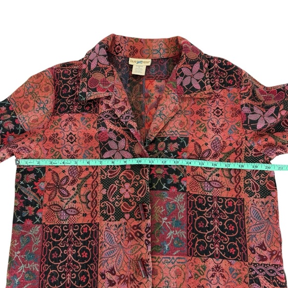 TravelSmith Women's floral tapestry Patterned Blazer - Picture 6 of 9